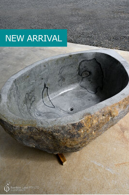 Riverstone bathtub No.32 - 170 x 108 x 67cm external