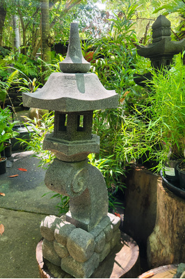 Lava stone pagoda - 1 tier on stand - 105 x 35 x 40cm