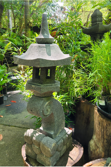 Lavastone pagoda - 1 tier on stand